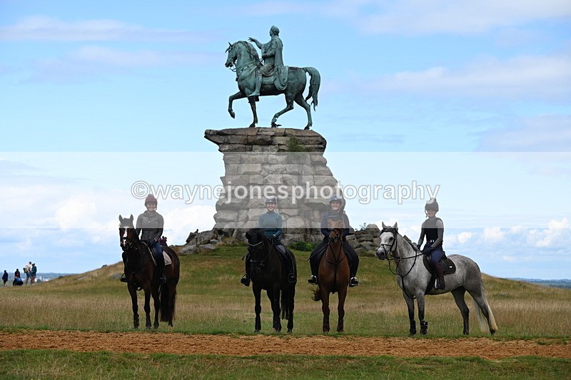 DSC_8375 - Time at Statue 13:52 to 14:33
