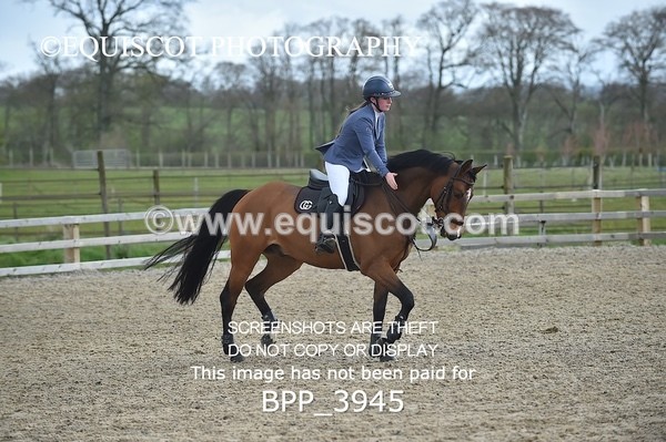 BPP_3945 - CLASS 4 Senior Newcomers/ 1.10m Open