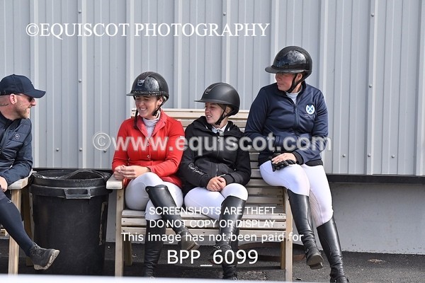 BPP_6099 - CLASS 11 THURS GFS Saddles Senior Newcomers/1.10m Open