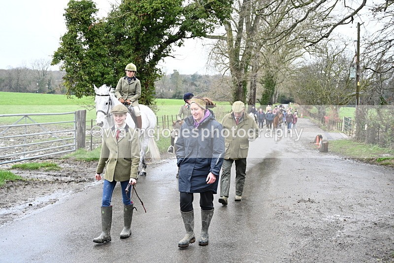 WJ7_9385 - Walk out..