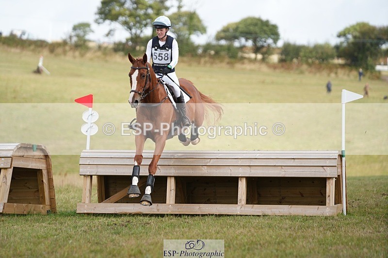 250831-104551-05689 - L-558-Lucy.Davies