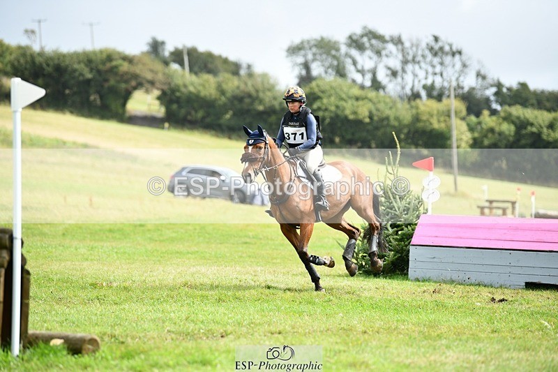 250831-122802-08685 - H-371-Kat.Raybould