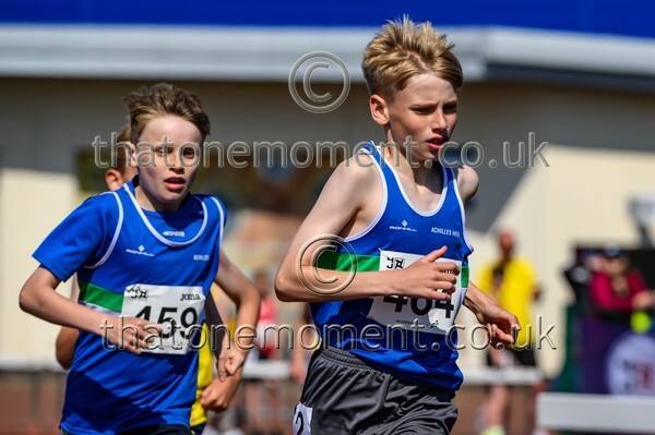 West25Sat-928095 - Track Male