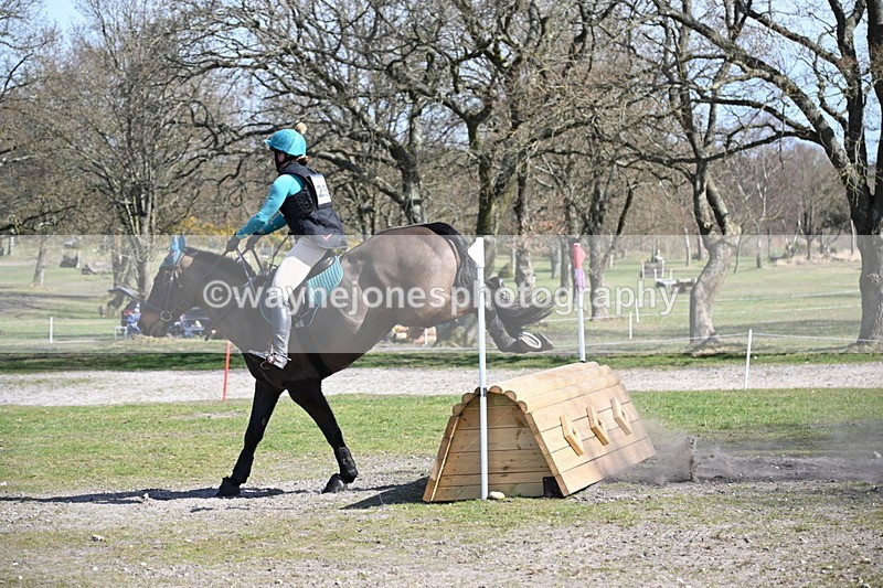 WJ6_2573 - Time 11:00 to 11:24