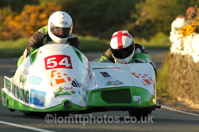 Anthony Eades / Ian Greensmith - Monday Practice - Sidecars