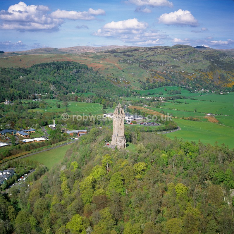 aerial pictures of Scottish monuments tourist Royal attractions of Scotland