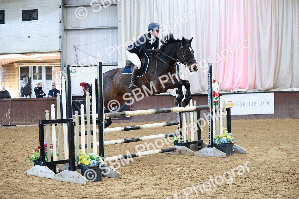 SBM_001260 - Class 4 - Senior Newcomers 1.10m