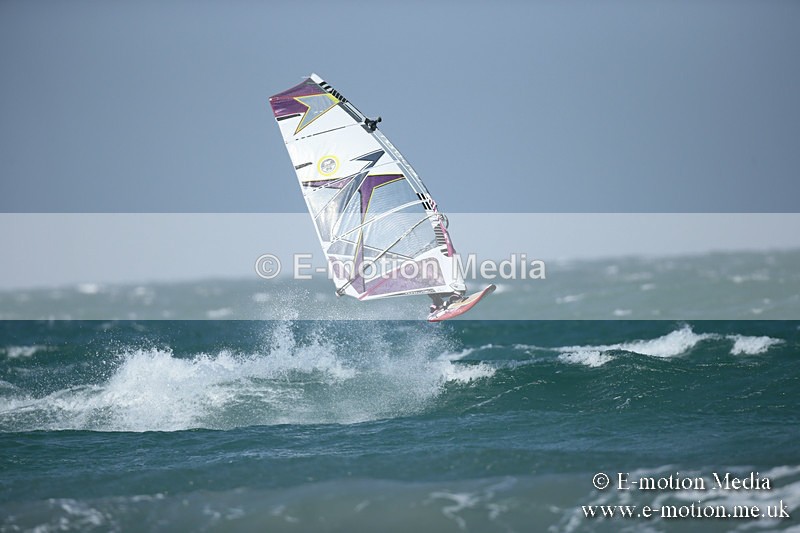 WS 020413-43 - Windsurfing