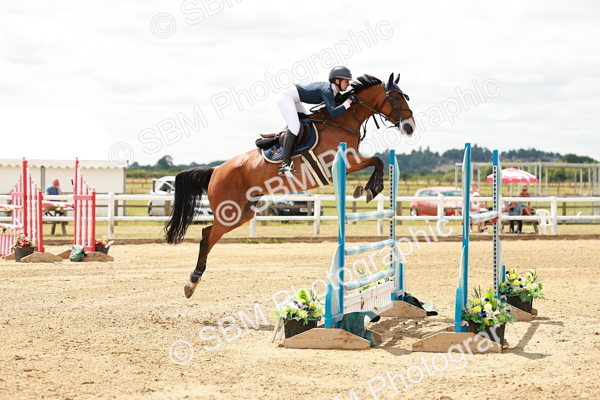 SBM_018486 - Class 21 - Senior Newcomers Championship 2d Rd