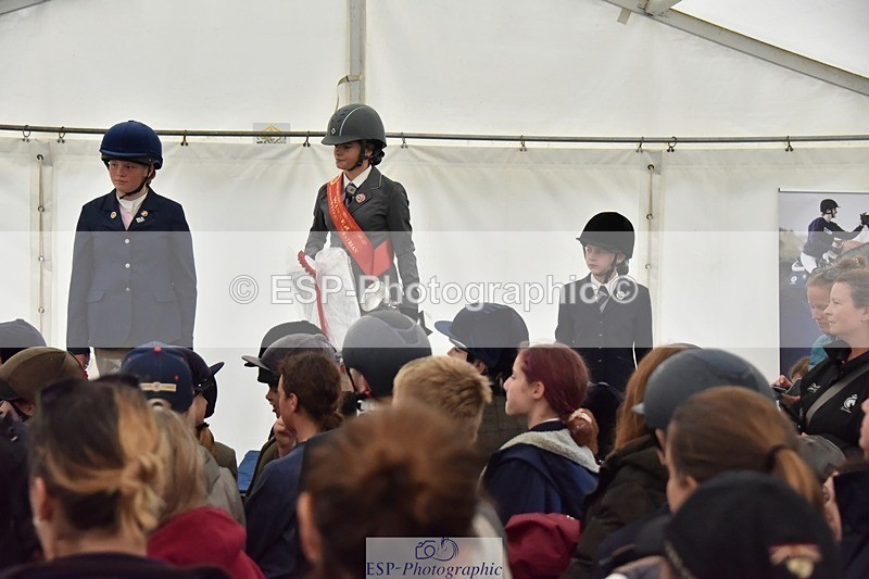 230825-171246-12986 - Friday 60cm and 70cm presentations