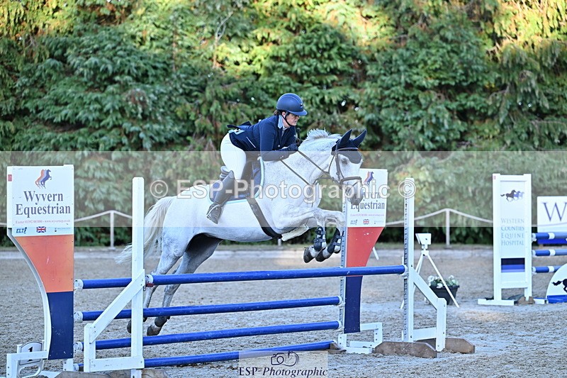 250829A-185900-03677 - Cls 12 1.05m Amateur Quali and Open