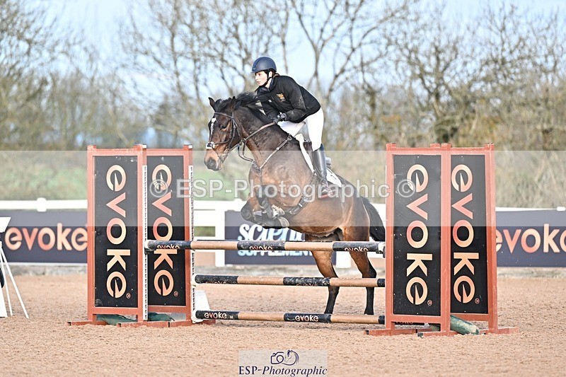 251126-094518-00058 - Cls 0 + 1, Clear Round, British Novice and 90cm