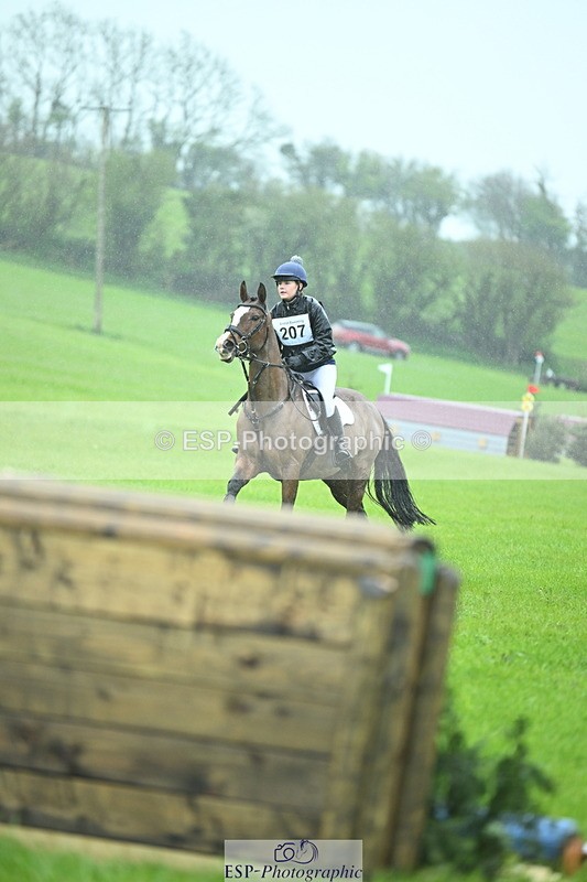 250418-132203-04427 - 207-Georgie.Down-MIDDAY.GRACE