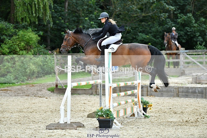 230712-181215-25709 - Cls 57 Newcomers & 1.10m Open