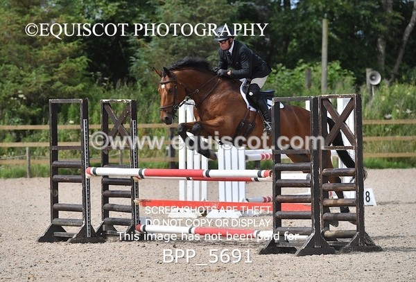 BPP_5691 - CLASS 4 Senior Discovery/ 1m Open