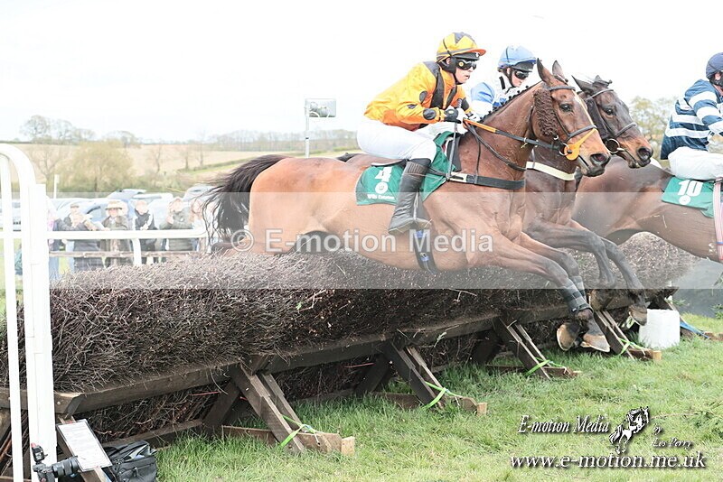 PtP 130425 121 - Edgecote Races 13/04/25