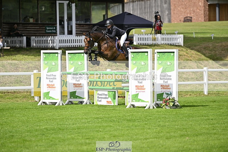 250613A-095917-00216 - Cls 1 Snr Newcomers and 1.10m Open