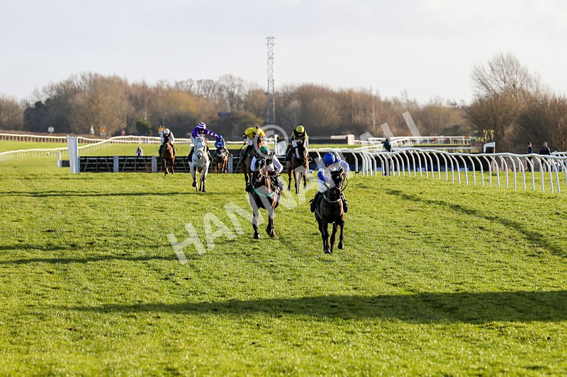 010124-Race 2-Belle Na Bann-3889 - Race 2