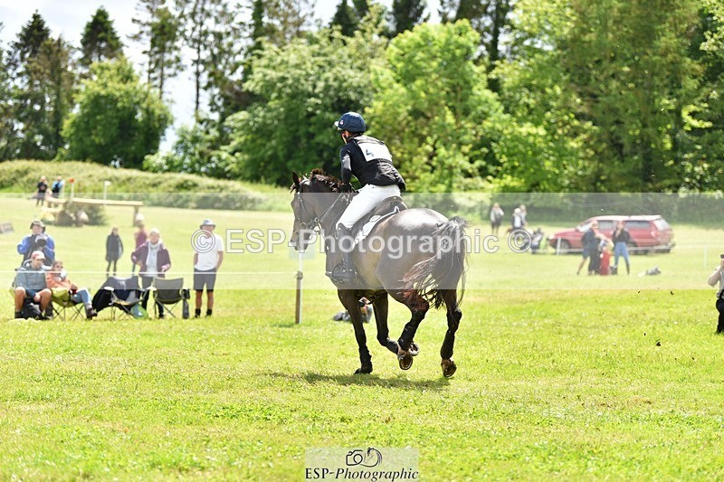 240526-122312-21616 - 401-PLOT_TWIST_B-Tom_Jackson