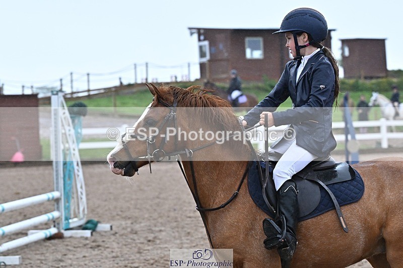 250527-160004-00128 - Clear Round and60cm