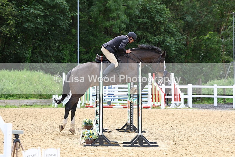 3E7A6409 - Class 4: Senior British Novice/90cm open