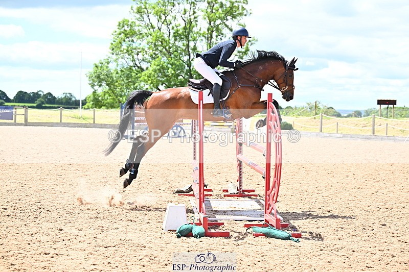 240608A-130233-02460 - Cls 4 Snr Newcomers and 1.10m Open