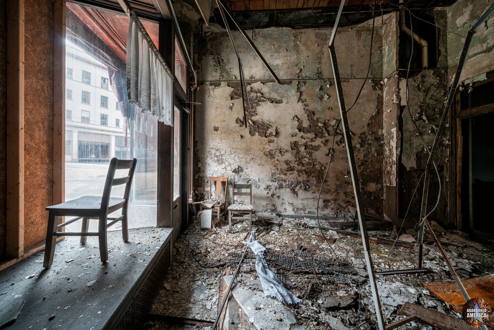 Abandoned Cafe | Union Station, Brownsville, PA - Brownsville, PA