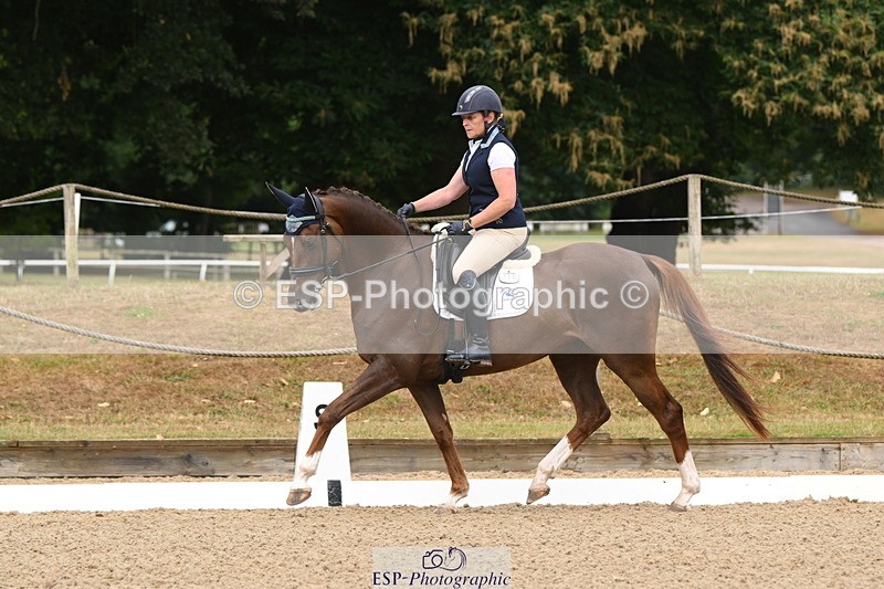 250719A-093818-02990 - 144-Verity.Perry-Vogue