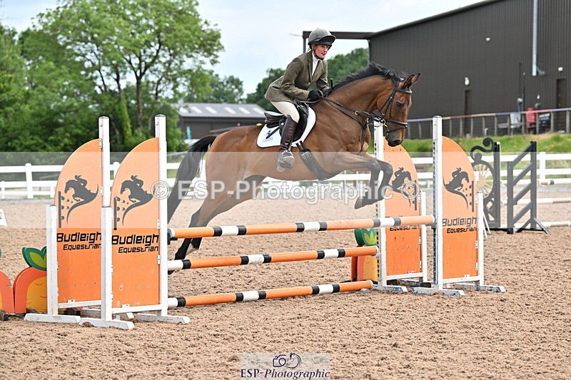 240605A-101743-00037 - Cls 1 British Novice and 90cm Open