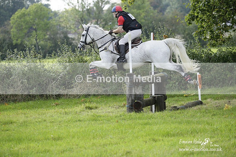  WWHT 171021 3111 - Intermediate (0.90m)  17/10/21