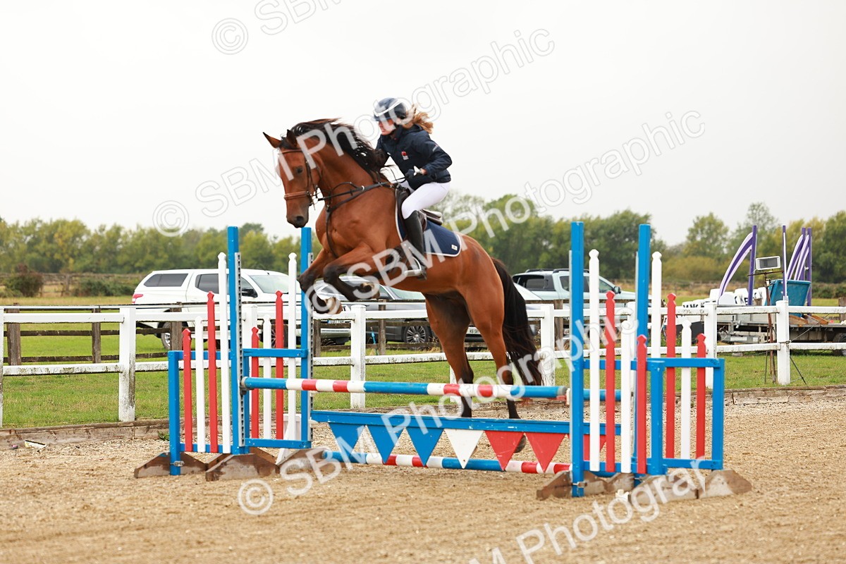 SBM_000110 - Class 1 - Clear Round