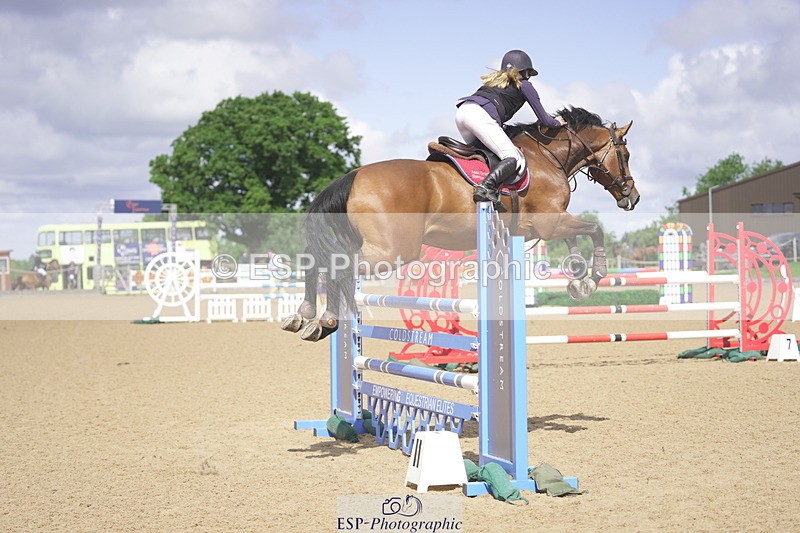 230806A-111332-01535 - Cls 13 Snr Newcomers & 1.10m Open