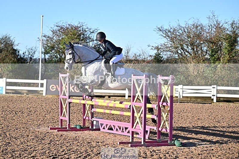 251203-101253-00087 - Cls 1 British Novice and 90cm Open