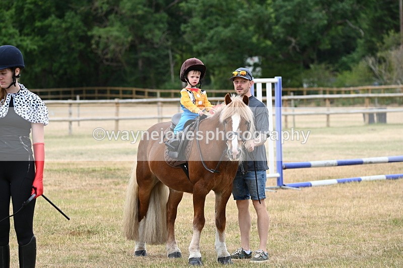 WJ6_4871 - Class 11 Fancy Dress