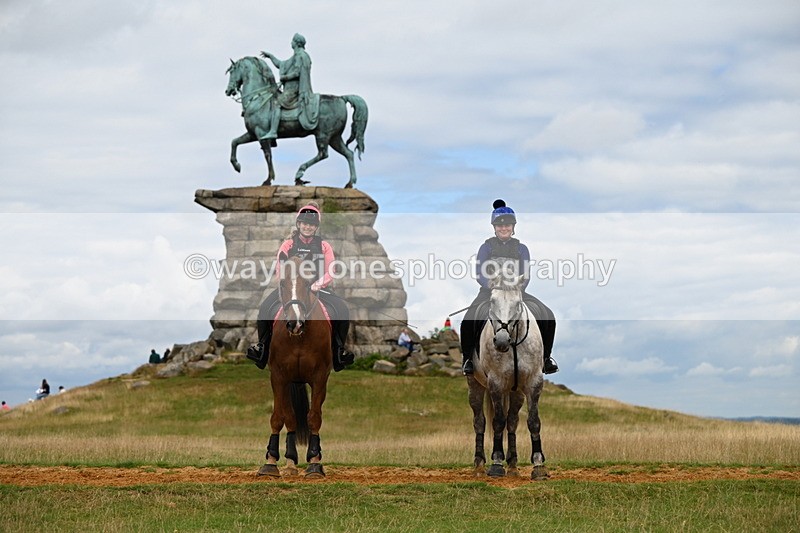 DSC_6750 - Time at Statue 12:45 to 13:15