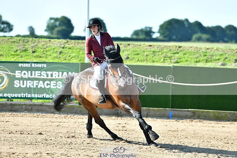 230720A-090322-01552 - Cls 1, 2 Star Small 1.30m