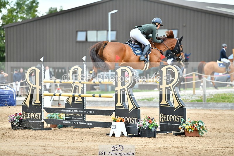 230720A-152939-03894 - Cls 9, 2 Star Big 1.40m Start to break