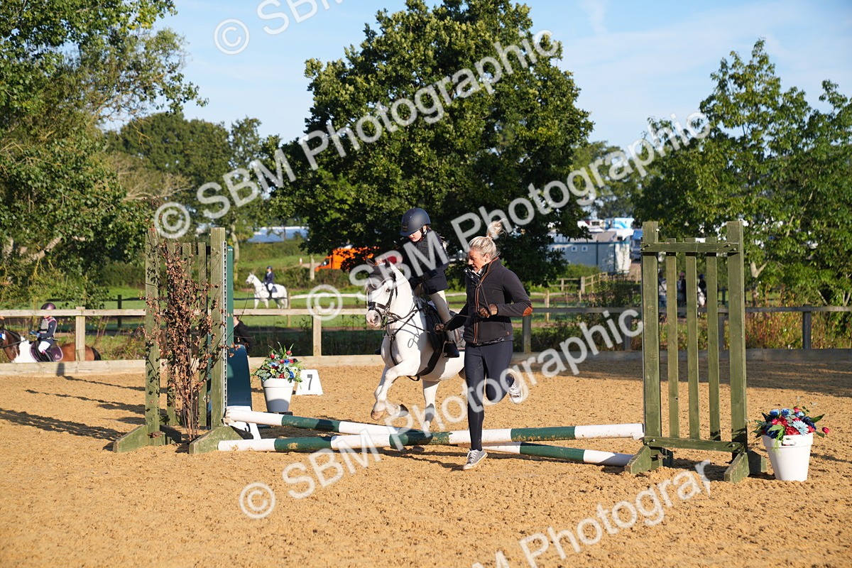 SBM_58976 - J63 - Minis Clear Round 30cm 40cm