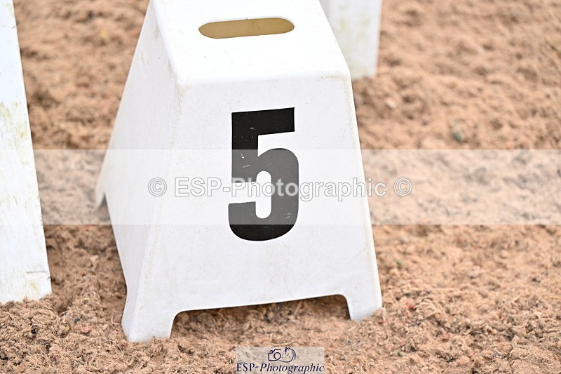 240828A-151145-01146 - Cls 1 Snr British Novice and 90cm Open