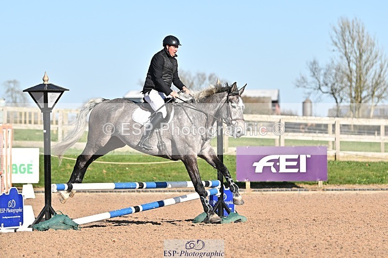 250401-170037-00241 - 70cm classes