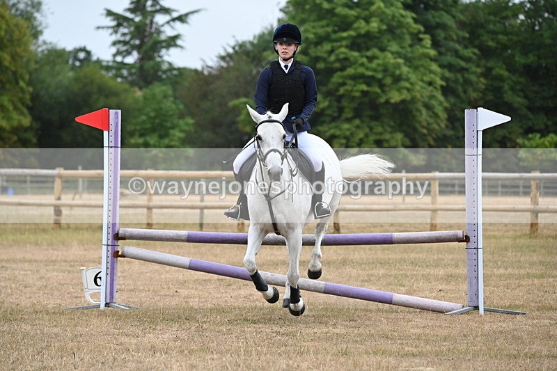 WJ6_0520 - Class 14 Intermediate Jumping 75cm