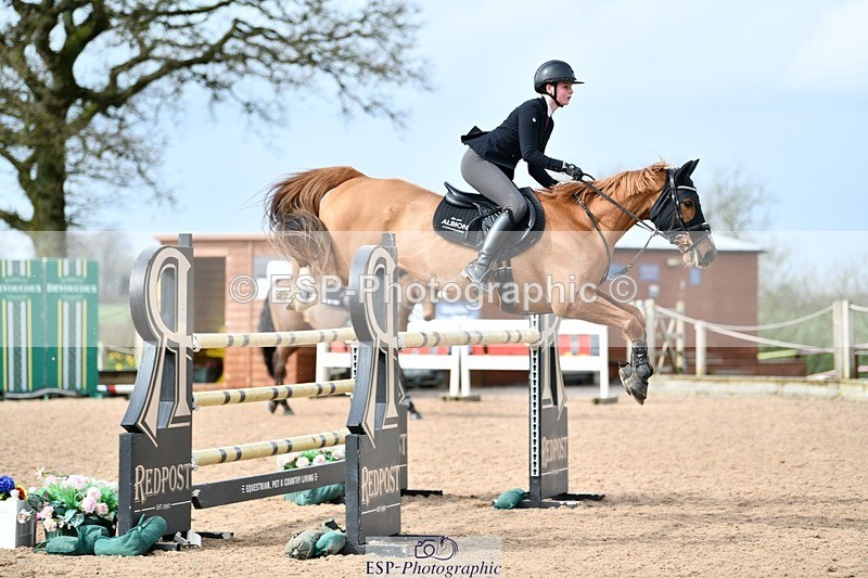 260313-130314-01687 - Cls 3 + 4 Snr Foxhunter and 1.20m Open