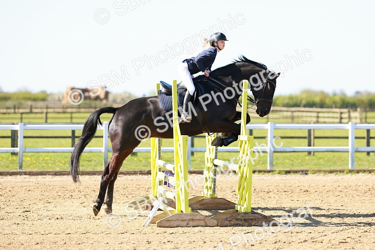 SBM_000582 - Class 1 - Clear Round