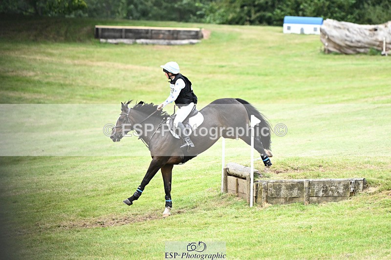 240825X-174508-38027 - 80cm XC 17.30 to End