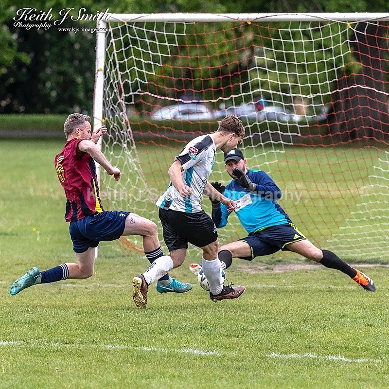 9KJS8916 - Pitch 3. Abington FC vs Royals. Abington Park. 10th May 2026.