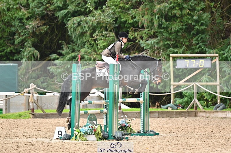 251026A-143635-25190 - F-471-Charlotte.Grant