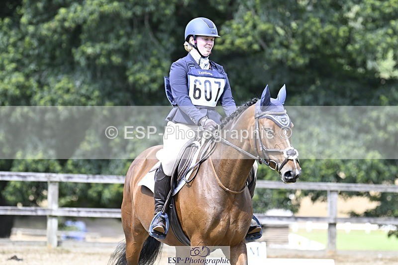 250822A-120133-22526 - DR 11.00 to 12.00