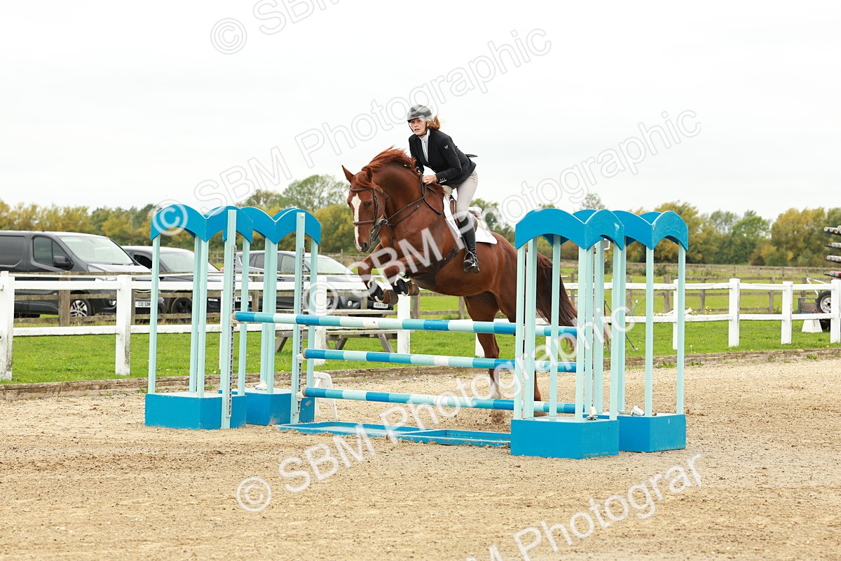 1I0A7660 - Class 4 - Senior Newcomers 1.10m