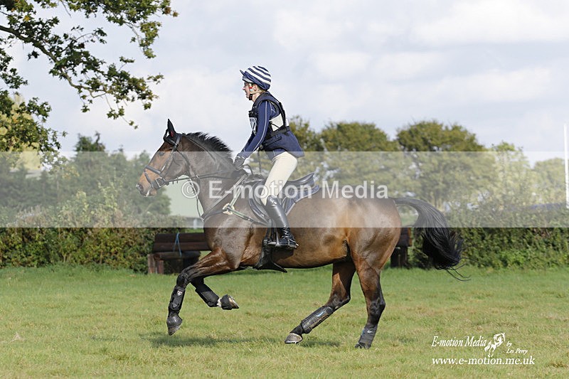  WWHT 171021 3558 - Intermediate Pairs (0.90m)  17/10/21