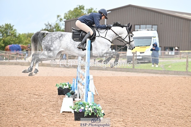 251003-134127-01190 - Cls 3 Foxhunter and 1.20m